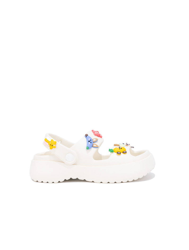 Sandales avec accessoires amovibles